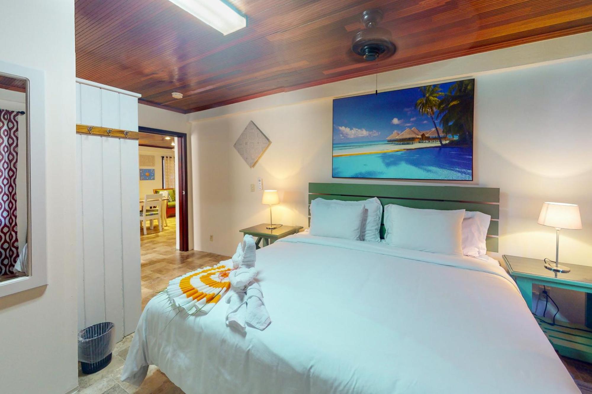 Hummingbird Home Suites Сан-Педро Номер фото